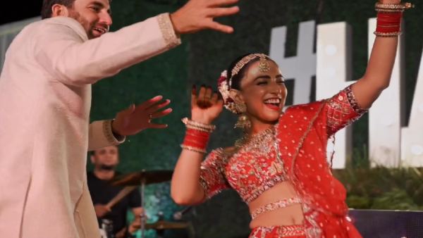 एक्ट्रेस की शादी की तस्वीरें वायरल