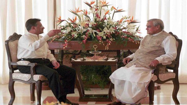 फिर फेल हो गई आगरा शिखर वार्ता