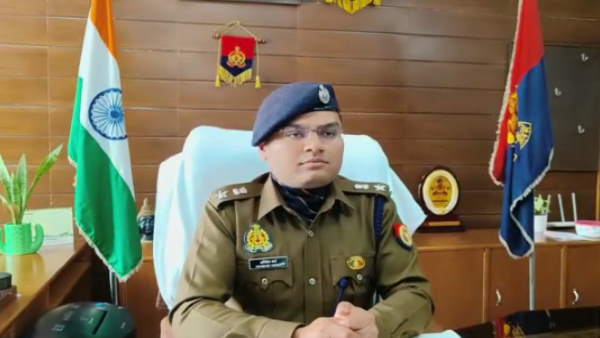 mad lover pasted a threatening poster at his girlfriend inlaws house wrote he will kill all 