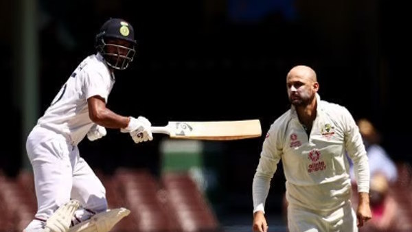 चेतेश्वर पुजारा vs नाथन लियोन चेतेश्वर पुजारा vs नाथन लियोन