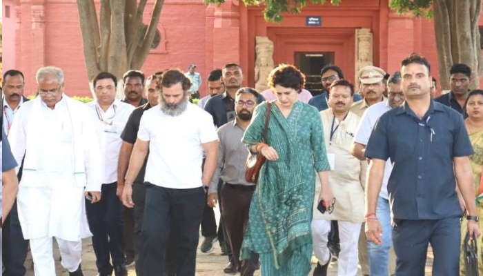 कांग्रेस नेताओ के साथ रहे कई खास लोग 