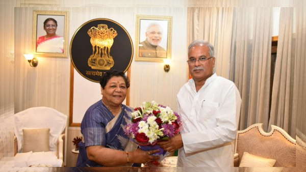 सीएम भूपेश ने दी राज्यपाल उईके को बिदाई 