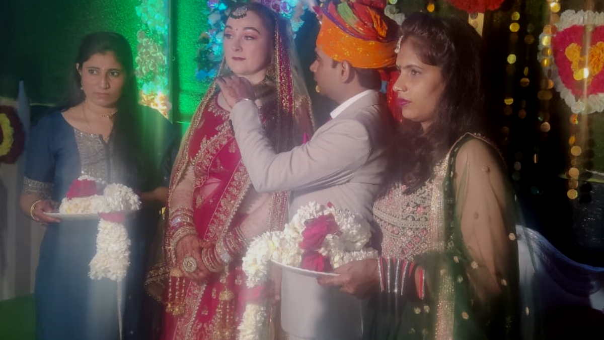 विकास ने अपने गांव भगेला में शादी करने की इच्छा जताई विकास ने अपने गांव भगेला में शादी करने की इच्छा जताई