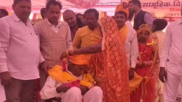 बुजुर्ग दूल्हा दुल्हन ने क्या कहा