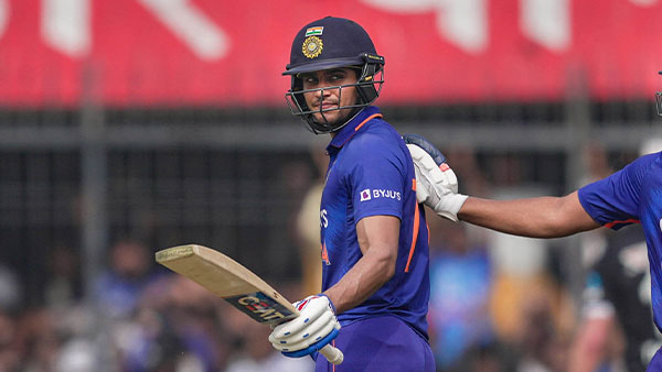  पांच मैचों में उनके नाम केवल 76 रन