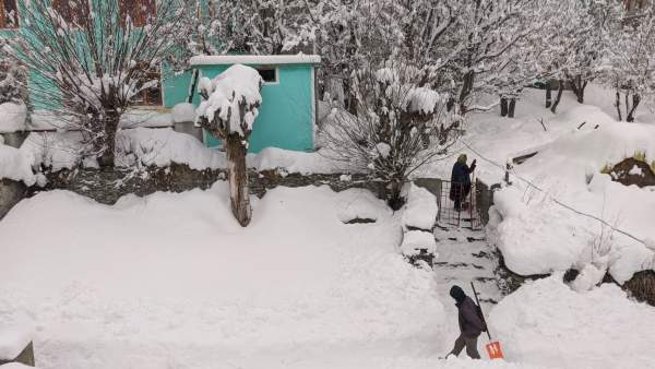 हिमाचल में ठंड का प्रकोप हिमाचल में ठंड का प्रकोप