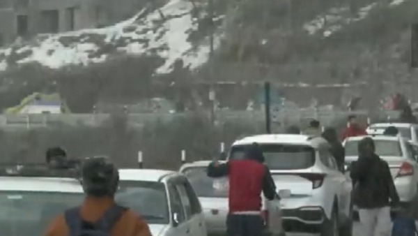 यातायात प्रभावित यातायात प्रभावित