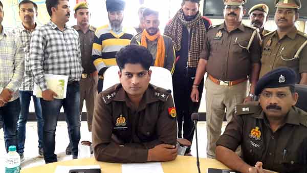 तस्करों को गिरफ्तार करने में जुटी पुलिस