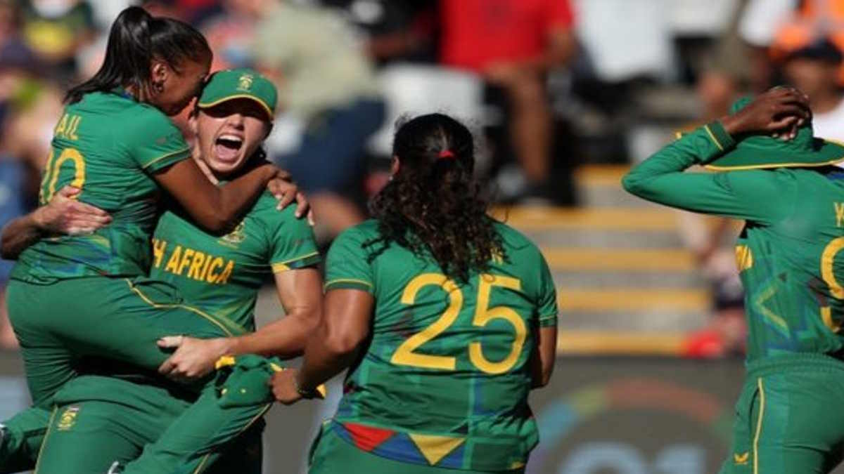 South Africa beat england South Africa beat england