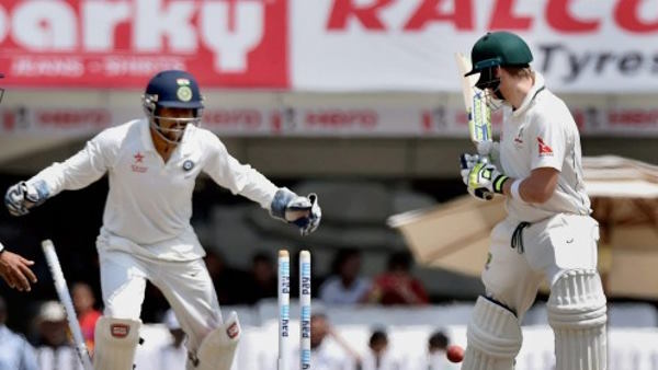 स्टीव स्मिथ vs रवींद्र जडेजा स्टीव स्मिथ vs रवींद्र जडेजा