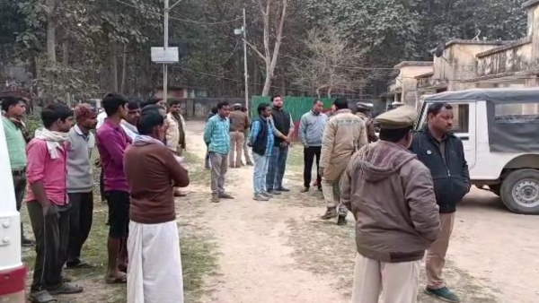 Uttar Pradesh Shravasti Deputy Ranger committed suicide by shooting with service revolver Uttar Pradesh Shravasti Deputy Ranger committed suicide by shooting with service revolver