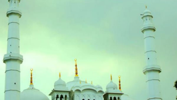 लखनऊ में था लक्ष्‍मणटीला जिसे बना दिया मस्जिद 