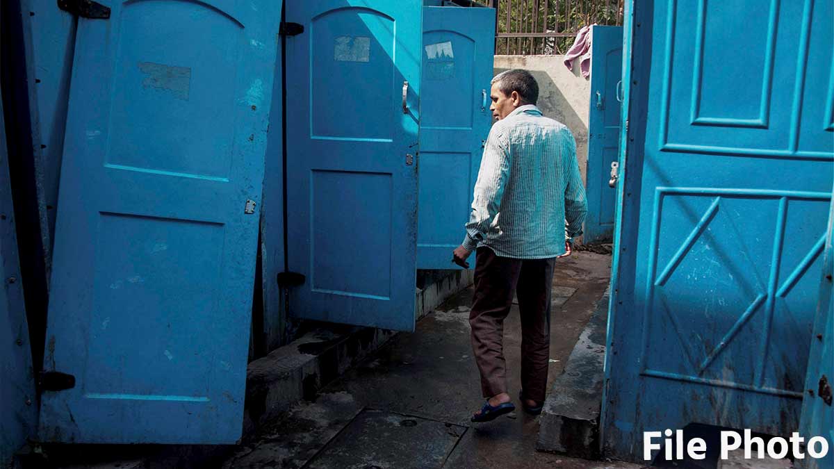 महिला फैन को मिले वानखेड़े, कोटला में बेहद गंदे टॉयलेट, BCCI से किया सवाल,  कब बदलेगी मानसिकता? | Women fans got dirty toilets in Mumbai Wankhede and  Kotla Delhi, She questioned BCCI,