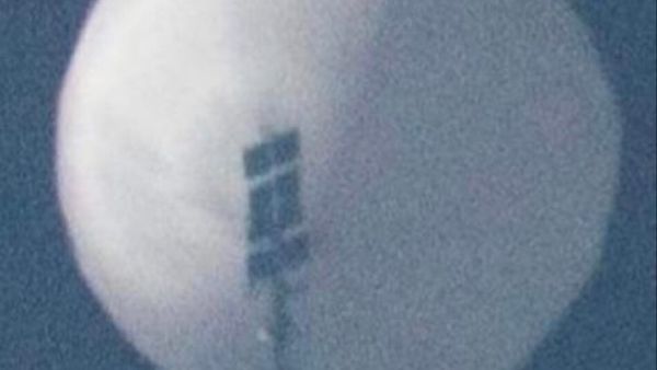 बैलून को किया जा रहा है ट्रैक