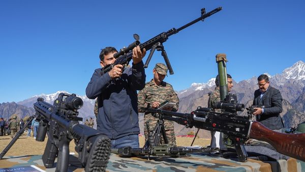 काफी खतरनाक है ये युद्धाभ्यास काफी खतरनाक है ये युद्धाभ्यास