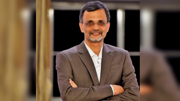 1. V Ananth Nageswaran, CEA : वी अनंत नागेश्वरन, सीईए 1. V Ananth Nageswaran, CEA : वी अनंत नागेश्वरन, सीईए