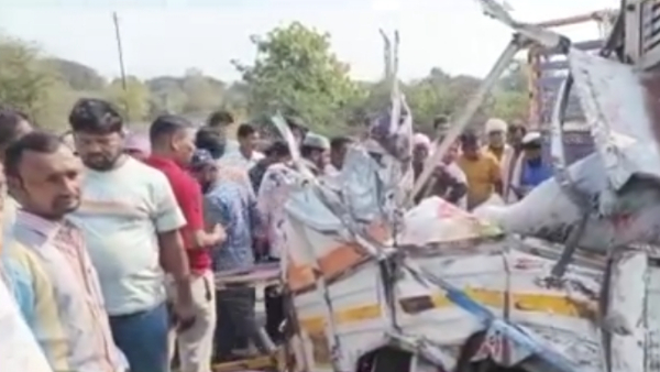 हादसे की वजह खतरनाक अंधा मोड़