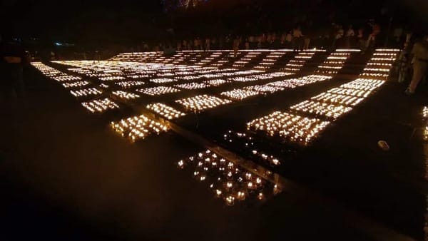 दीप प्रज्वलन के दौरान सेल्फी न लें