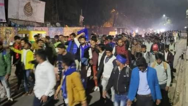 बीती रात से ही जुटने लगे थे कार्यकर्ता