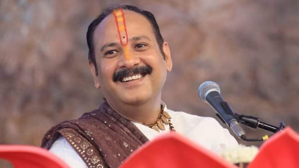 हाईवे पर लगा लंबा जाम हाईवे पर लगा लंबा जाम