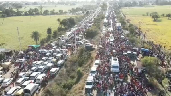 10-10 किलोमीटर तक लगा जाम