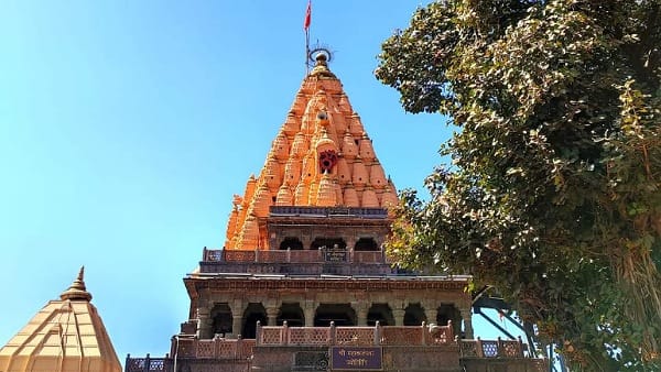 शिव ज्योति अर्पण कार्यक्रम का आयोजन