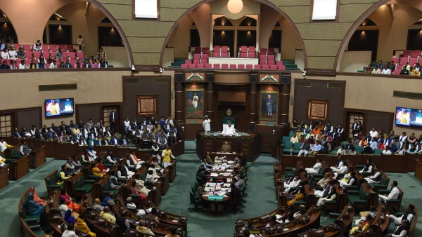 50 से 60 हजार रुपये की कीमत के खरीदे जाएंगे आईपैड 