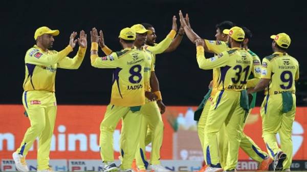 साल 2023 के लिए ऐसी है CSK की टीम