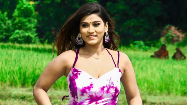 Varanasi Akanksha Dubey News