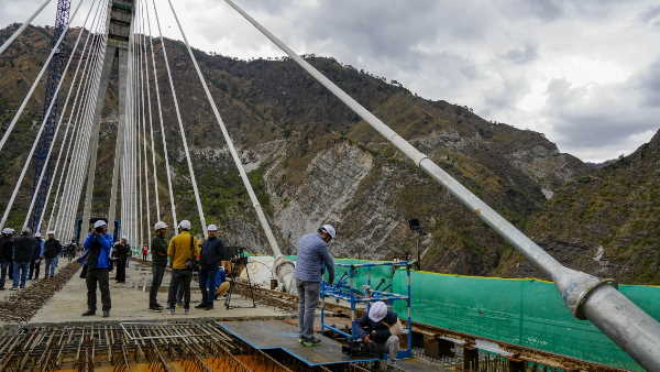 Indian Railways 1st cable stayed bridge know all about Anji Khad bridge