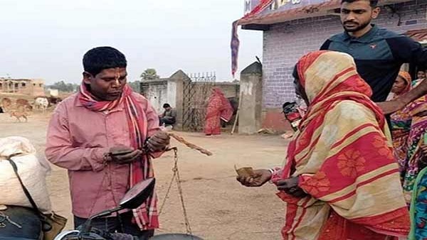 भुबन के साथ हो गई है धोखाधड़ी