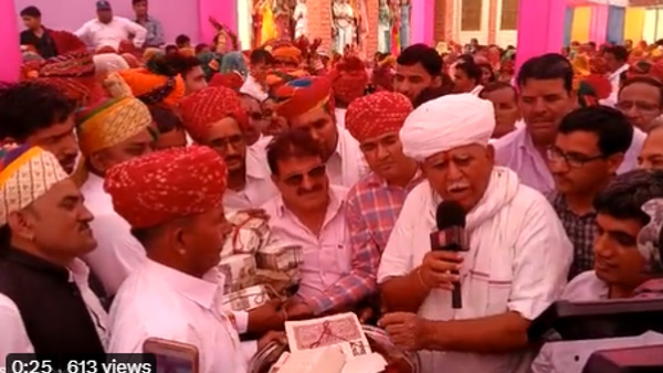नागौर के जायल के गांव बुरडी के जाट परिवार ने भरा मायरा नागौर के जायल के गांव बुरडी के जाट परिवार ने भरा मायरा