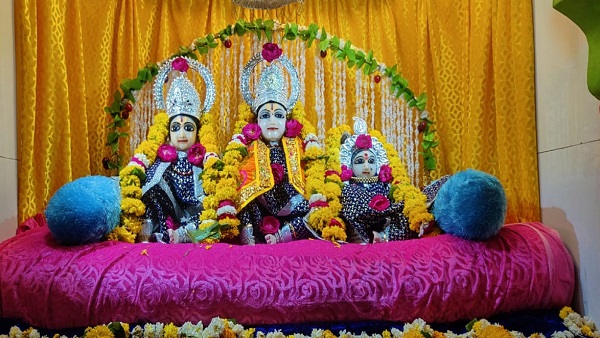 Damoh:भगवान राम हैं यहां राजा, नवरात्र में नौ रूप बदलते हैं Damoh:भगवान राम हैं यहां राजा, नवरात्र में नौ रूप बदलते हैं