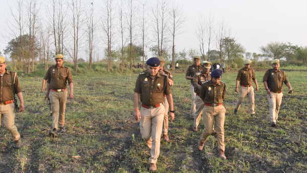 पुलिस को लाश निकालने में लगे 4 घंटे, हिरासत में आरोपी