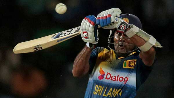 4. महेला जयवर्धने का सबसे हैरान करने वाला रिकॉर्ड