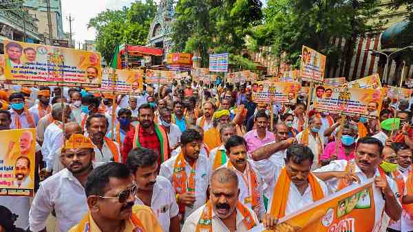 बीजेपी खुद को प्रमुख विपक्ष के रूप में प्रोजेक्ट कर रही है-रिपोर्ट