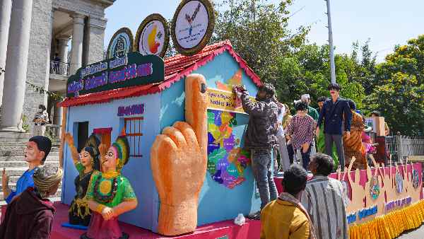 vote-from-home-election-commission-gave-new-option-to-elders-above-80-years