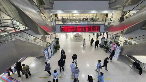 china-people-hoarding-flu-pills-online-sales-surging-100-fold-why