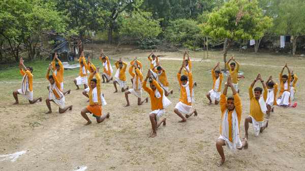 j-n-k-sanskrit-education-is-reaching-door-to-door-in-jammu-popularity-increased