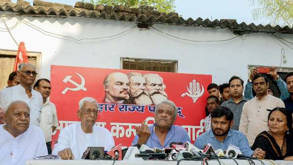 how-kanhaiya-kumar-has-become-a-challenge-for-congress-it-has-become-difficult-to-adjust