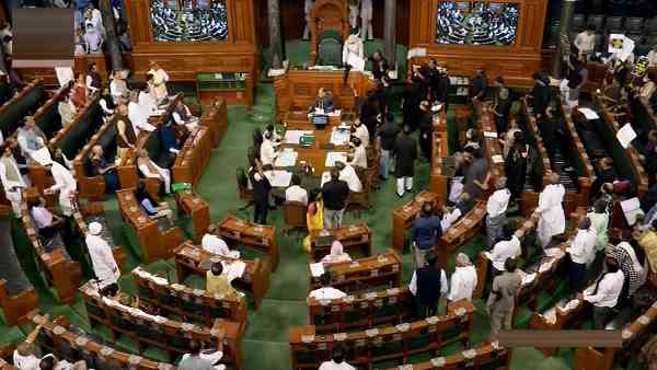 congress-bjp-setting-election-agenda-on-the-pretext-of-rahul-gandhi-s-disqualification-know-how