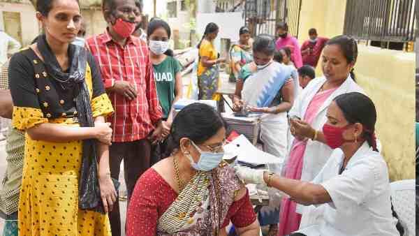 is-covid-vaccine-affecting-the-heart-in-youths-in-india-big-claim-of-former-dg-of-icmr