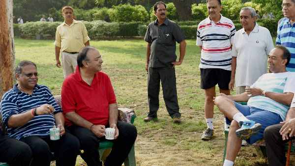 vasudha-rohatgi-bought-a-160-crore-bungalow-in-delhi-7-most-expensive-houses-sold-recently