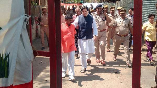 ऑक्सफोर्ड का निमंत्रण ठुकराने के बाद वरुण गांधी का तंज