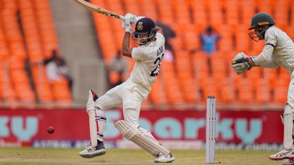 अक्षर पटेल ने पिच के लिए दिया बयान