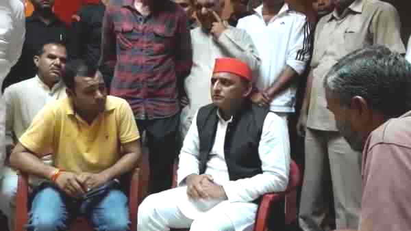 Pushpendra Yadav Wife shivangi committed suicide in Depression beacuse of fake encounter in jhansi 