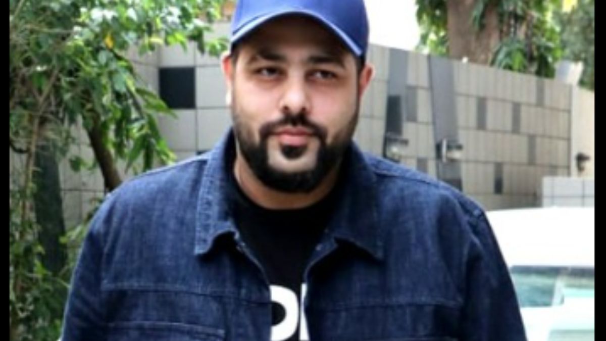 हमेशा फंकी लुक में दिखते हैं रैपर हमेशा फंकी लुक में दिखते हैं रैपर