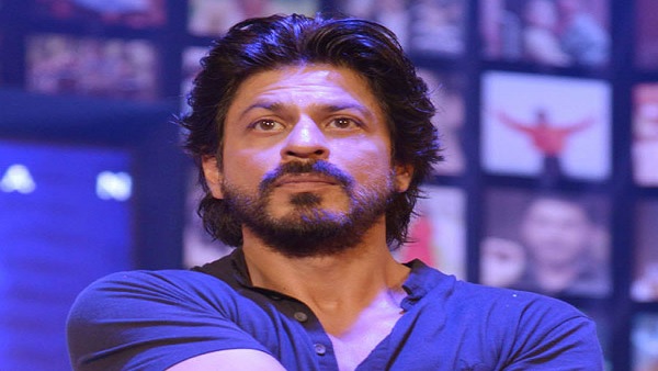 'मन्नत' की कीमत करीब 200 करोड़ रुपए 'मन्नत' की कीमत करीब 200 करोड़ रुपए