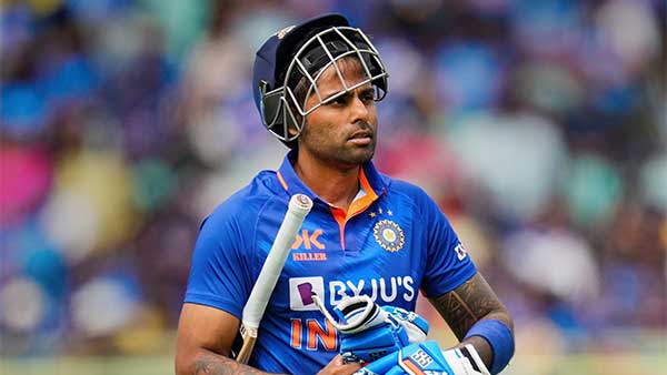 1. सूर्यकुमार यादव