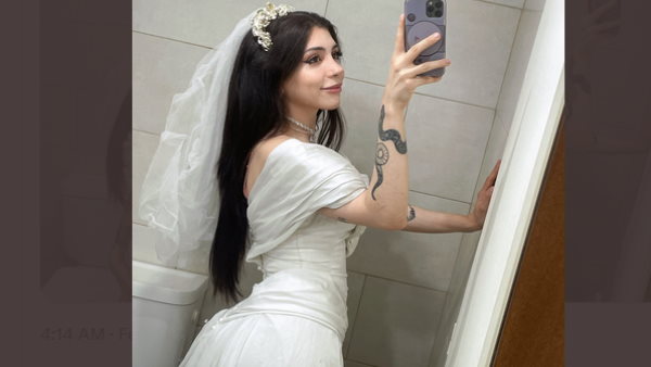 सोफी ने शादी करके फोटो शेयर कर लिखी थी ये पोस्ट सोफी ने शादी करके फोटो शेयर कर लिखी थी ये पोस्ट